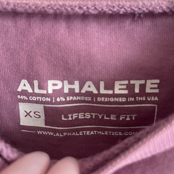 XS Alphalete Crop Longsleeve in Mauve - Picture 4 of 5